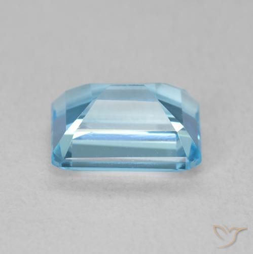 Topaz Gemstone in 8 x 6 mm (calibrated) Size for Sale, Topaz Stone in Swiss Blue Color
