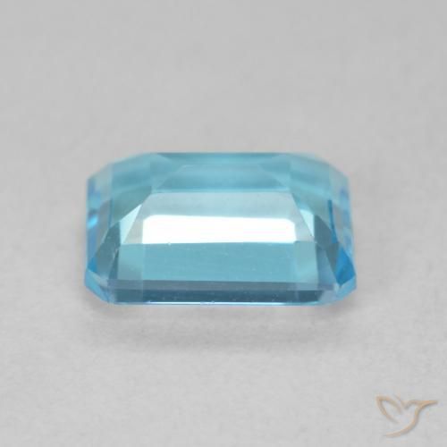 Topaz Gemstone in 8 x 6 mm (calibrated) Size for Sale, Topaz Stone in Swiss Blue Color