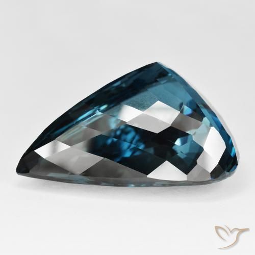 Topaz Gemstone in 39.9 x 31.4 mm Size for Sale, Topaz Stone in London Blue Color