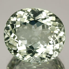4.83 ct Green Tourmaline Gemstone, Tourmaline Gem in Oval Facet Shape for Sale.