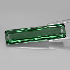 5.50 ct Green Tourmaline Gemstone, Tourmaline Gem in Octagon / Scissor Cut Shape for Sale.