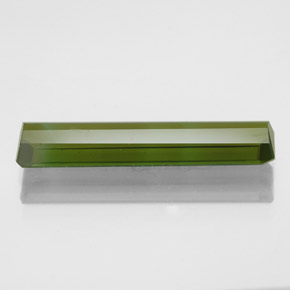 Tourmaline Gemstone in 19.5 x 4.3 mm Size for Sale, Tourmaline Stone in Green Color