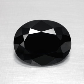 2.82 ct Black Tourmaline Gemstone, Tourmaline Gem in Oval Facet Shape for Sale.