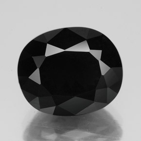 6.92 ct Black Tourmaline Gemstone, Tourmaline Gem in Oval Facet Shape for Sale.