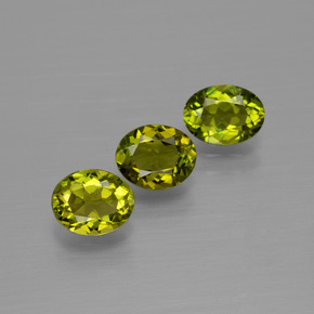 Earthy Green Турмалин Камень - 0.5ct Фасетный Овал (ID: 401944)