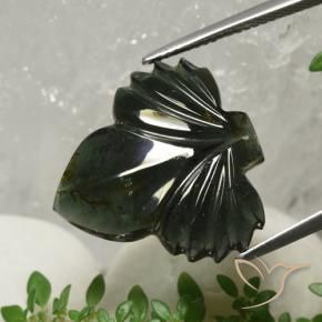 12.50 ct Green Tourmaline Stone, Natural Tourmaline in Carved Leaf Shape for Sale
