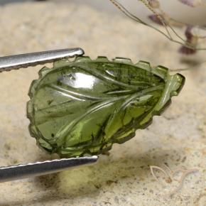 4.80 ct Green Tourmaline Stone, Natural Tourmaline in Carved Leaf Shape for Sale