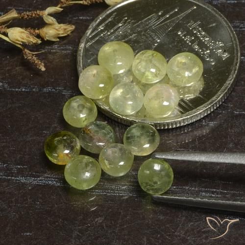 Set aus 13 Stück fancy-schliff Turmalin in mehrfarbiger Farbe aus Mosambik - Größe 4,1x4,1 mm, Gewicht 5,09 ct gesamt / Durchschn. je 0,39 ct, Farbe: Mehrfarbig, Mohs-Härte 7 - 7,5 Geeignet für den täglichen Gebrauch im Schmuck, Waage Sternzeichen, Photo A