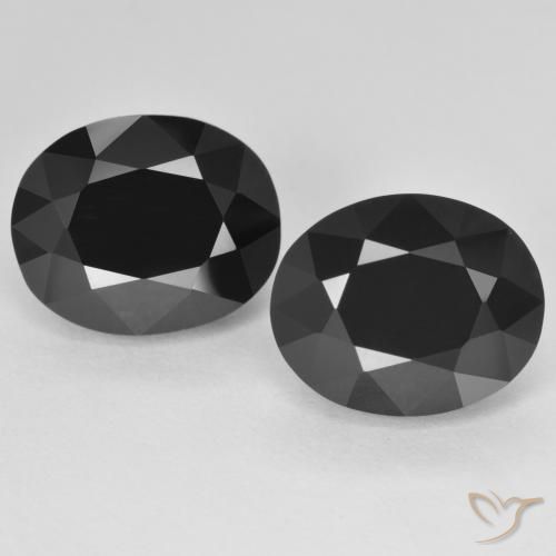 9.3 ct Loose Black Tourmaline, 11.2 x 9.1 mm Oval Cut From Tanzania, Photo A