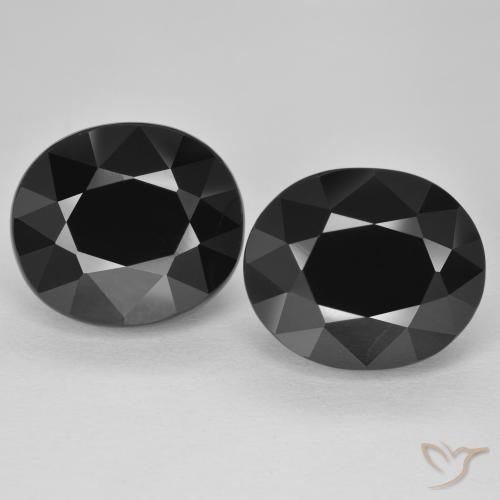 21.24 ct Loose Black Tourmaline, 13.4 x 11.3 mm Oval Cut From Mozambique, Photo A