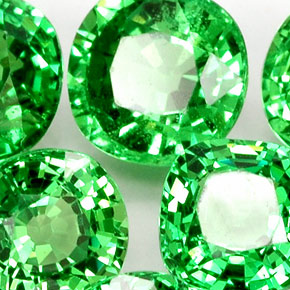 3.57 ct Green Tsavorite Garnet Stone, Natural Tsavorite Garnet in Cushion-Cut Shape for Sale