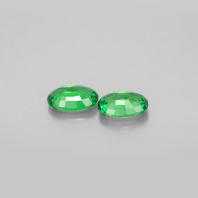 Tsavorite Garnet Gemstone in 6.1 x 4.2 mm Size for Sale, Tsavorite Garnet Stone in Chrome Green Color