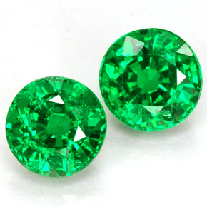 1.08 ct Green Tsavorite Garnet Gemstone, Tsavorite Garnet Gem in Round Facet Shape for Sale.