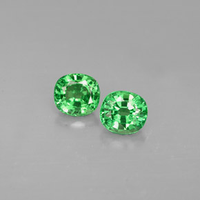 0.86 ct Green Tsavorite Garnet Gemstone, Tsavorite Garnet Gem in Cushion-Cut Shape for Sale.