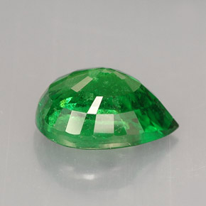 Tsavorite Garnet Gemstone in 8.9 x 6.6 mm Size for Sale, Tsavorite Garnet Stone in Chrome Green Color
