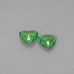 Tsavorite Garnet Gemstone in 4.4 x 4.4 mm Size for Sale, Tsavorite Garnet Stone in Chrome Green Color