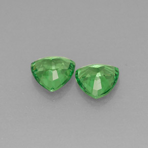 Tsavorite Garnet Gemstone in 4.5 x 4.4 mm Size for Sale, Tsavorite Garnet Stone in Chrome Green Color