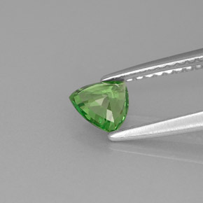 Tsavorite Garnet Gemstone in 5 x 5 mm (calibrated) Size for Sale, Tsavorite Garnet Stone in Chrome Green Color