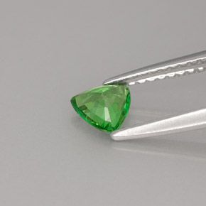 Tsavorite Garnet Gemstone in 5 x 5 mm (calibrated) Size for Sale, Tsavorite Garnet Stone in Chrome Green Color