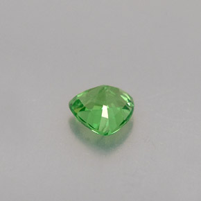 Tsavorite Garnet Gemstone in 4 x 4 mm (calibrated) Size for Sale, Tsavorite Garnet Stone in Chrome Green Color