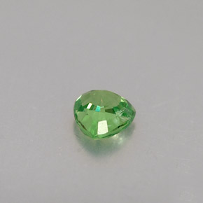 Tsavorite Garnet Gemstone in 4 x 4 mm (calibrated) Size for Sale, Tsavorite Garnet Stone in Chrome Green Color
