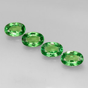 2.35 ct Green Tsavorite Garnet Gemstone, Tsavorite Garnet Gem in Oval Facet Shape for Sale.