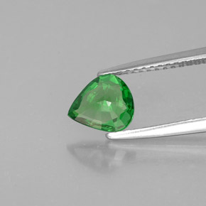 Tsavorite Garnet Gemstone in 7 x 6.3 mm Size for Sale, Tsavorite Garnet Stone in Chrome Green Color