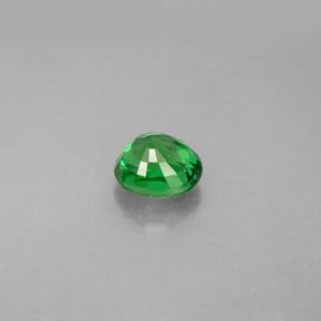 Tsavorite Garnet Gemstone in 6.1 x 5.2 mm Size for Sale, Tsavorite Garnet Stone in Chrome Green Color