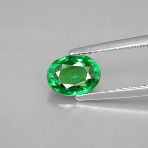 1.41 ct Green Tsavorite Garnet Gemstone, Tsavorite Garnet Gem in Oval Facet Shape for Sale.