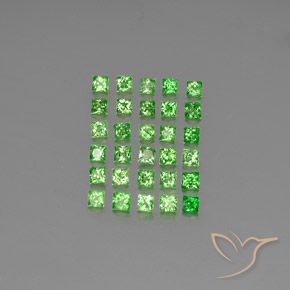 2.70ctw Natural Medium Green Tsavorite Garnet, Square, VVS-VS
