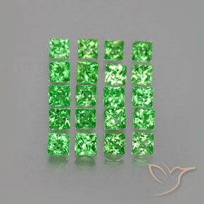 1.31 ctw Green Tsavorite Garnet Stones, Natural Tsavorite Garnet in Princess-Cut Shape for Sale
