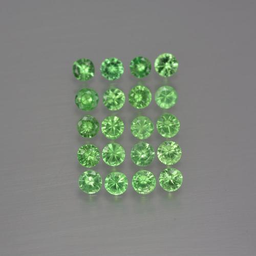 Lote de 20 piezas de Granate Tsavorita Verde Corte Diamante de Tanzania - Peso 1,94 ct en total / promedio. 0,1 ct cada uno, Tamaño 2,8mm, Color: Verde vivo, Dureza Mohs 6.5 - 7.5 Adecuado para joyas de uso diario, Photo A