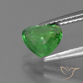 Tsavorite Garnet Gemstone in 6.7 x 5.8 mm Size for Sale, Tsavorite Garnet Stone in Medium Green Color
