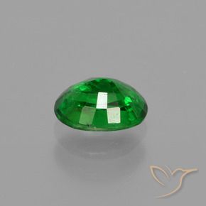 Tsavorite Garnet Gemstone in 6.1 x 4.7 mm Size for Sale, Tsavorite Garnet Stone in Medium Green Color