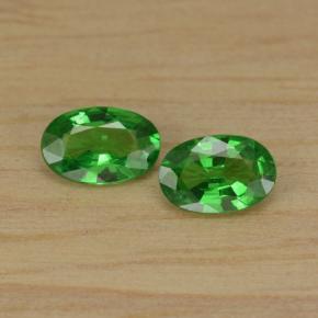 0.8ct Oval Facet Green Tsavorite Garnet for sale thumb image of 0.8ct Oval Facet Green Tsavorite Garnet (ID: 467683)