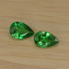 0.8ct Pear Facet Green Tsavorite Garnet for sale thumb image of 0.8ct Pear Facet Green Tsavorite Garnet (ID: 467686)