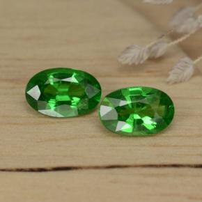 0.9ct Oval Facet Green Tsavorite Garnet for sale thumb image of 0.9ct Oval Facet Green Tsavorite Garnet (ID: 468819)