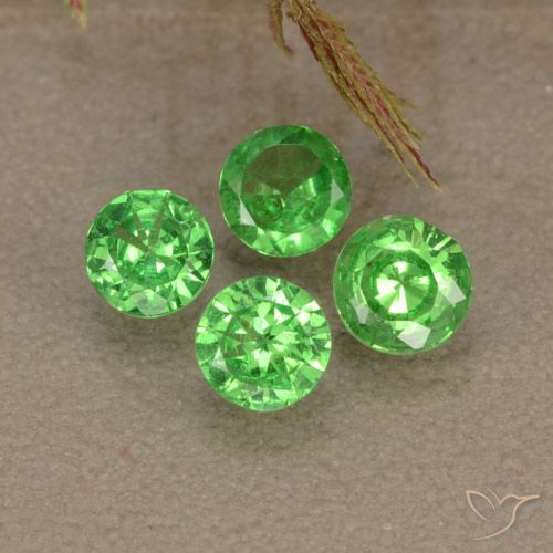 4pc Round Lively Green Tsavorite Garnet Lot from Tanzania - Weight 1.04ct total / avg. 0.26ct each, Size 3.9mm, Color: Lively Green, Mohs Hardness 6.5 - 7.5 suitable for daily wear jewelry, Photo A