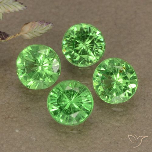 0.94ctw Natural Lively Green Tsavorite Garnet, Round, VS