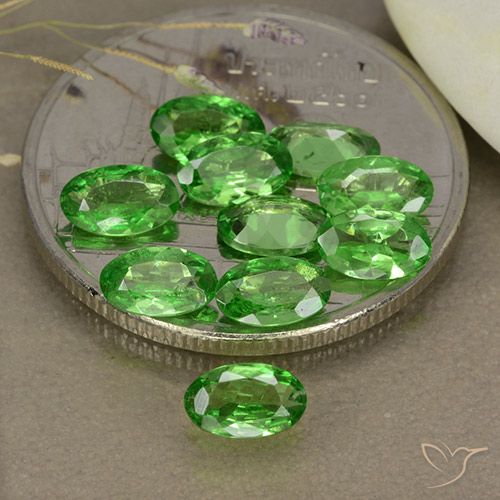2.33ctw Natural Bright Green Tsavorite Garnet, Oval, VS