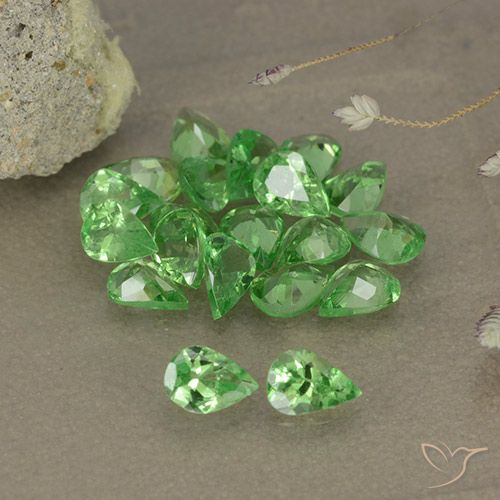 2.85ctw Natural Lively Green Tsavorite Garnet, Pear Shape, VS