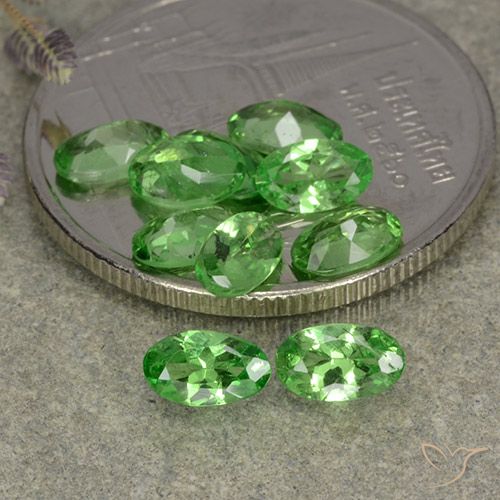 2.21ctw Natural Lively Green Tsavorite Garnet, Oval, VS