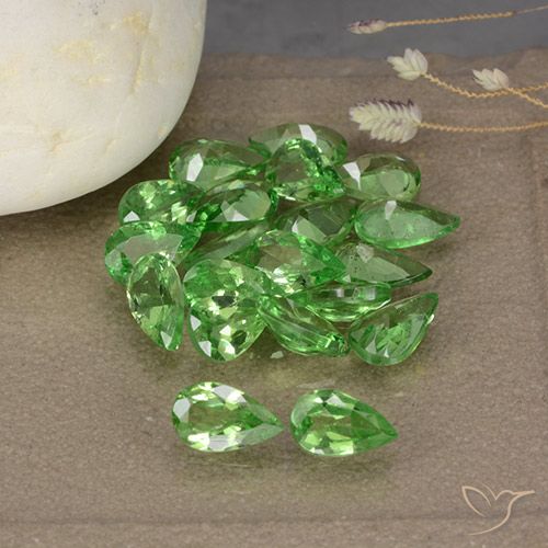 4.39 ct Pear Cut Tsavorite Garnet, 5 x 3 mm From Tanzania, Photo A