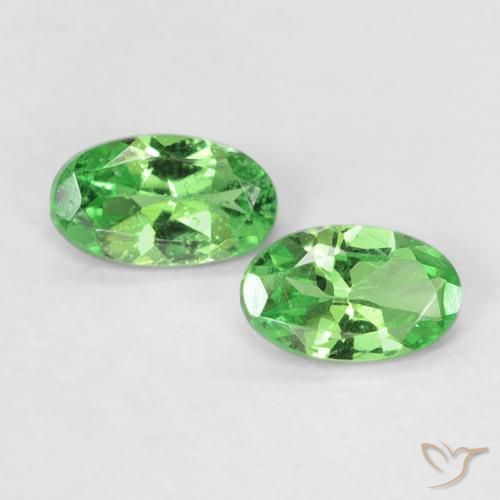 0.39 ct Oval Cut Tsavorite Garnet, 4.9 x 2.8 mm From Tanzania, Photo A