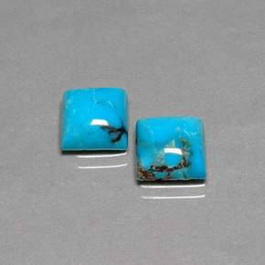 3.94 ct Blue Turquoise Gemstone, Turquoise Gem in Square Cabochon Shape for Sale.