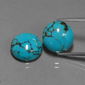 4.87 ct Blue Turquoise Gemstone, Turquoise Gem in Round Cabochon Shape for Sale.