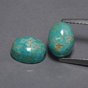 2.97 ct Green Turquoise Gemstone, Turquoise Gem in Oval Cabochon Shape for Sale.