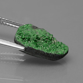 Uvarovite Garnet Drusy Gemstone in 13.3 x 9.8 mm Size for Sale, Uvarovite Garnet Drusy Stone in Deep Earthy Green Color