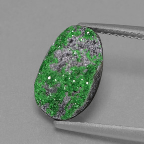3.14 ct Green Uvarovite Garnet Drusy Gemstone, Uvarovite Garnet Drusy Gem in Fancy Crystal Cluster Shape for Sale.