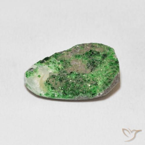 Uvarovite Garnet Drusy Gemstone in 18 x 13 mm (calibrated) Size for Sale, Uvarovite Garnet Drusy Stone in Green Color